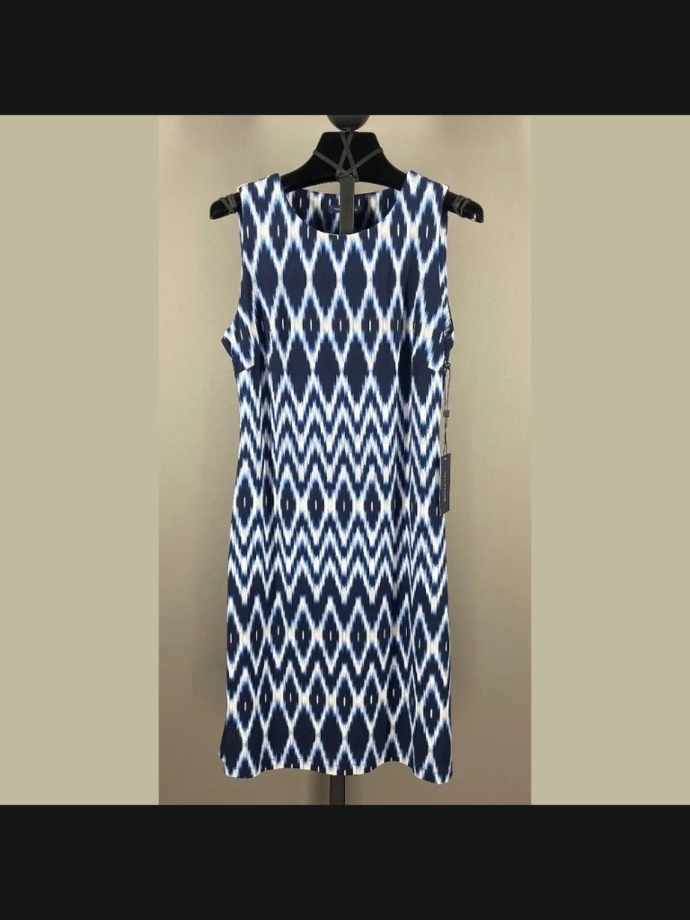 NEW Tommy Hilfiger Dress Womens 4 blue sheath colorful classic